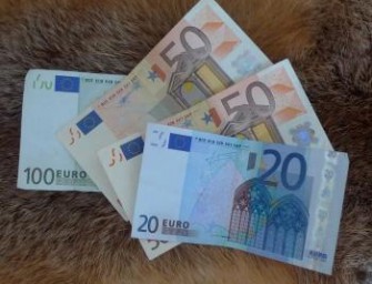 Forderung nach Waffensteuer in Lübeck