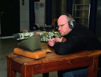 Remington  Selbstladebüchse im Military Look