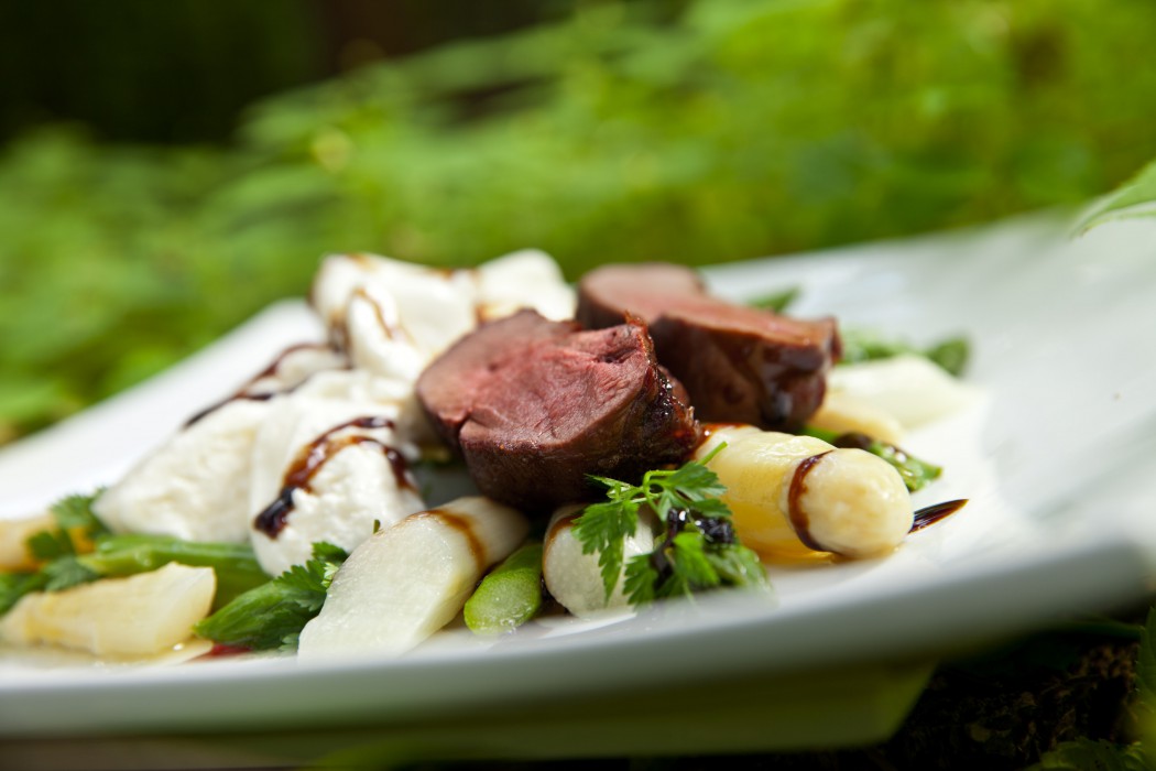 Dry-Aged-Reh-Spargelsalat – Elbers Food