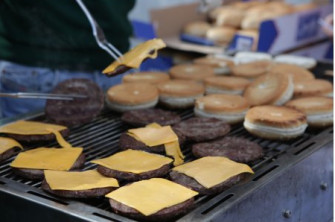 JÄGER übernimmt soziale Verantwortung