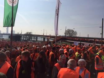 15.000 Hörner gegen Remmel