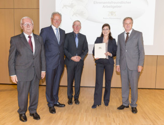 ZEISS erhält Auszeichnung als ehrenamtsfreundlicher Arbeitgeber