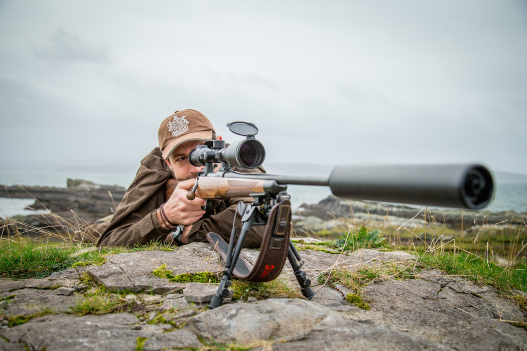 Wer in Schottland jagen möchte, muss erst seine Treffsicherheit beweisen. Kein Problem mit der Mauser M12. ©Hamzan Yassin