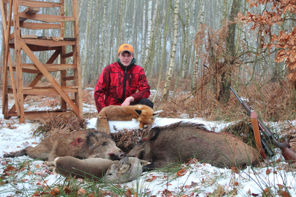 Pauls Drückjagdstrecke - Mehr seht ihr im Clip: Drückjagd mit den Wilddieben ©Wilddiebe