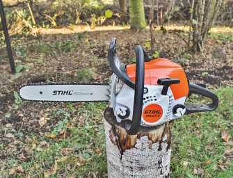 Im Test: Benzin-Motorsäge – STIHL MS 211 C-BE/35