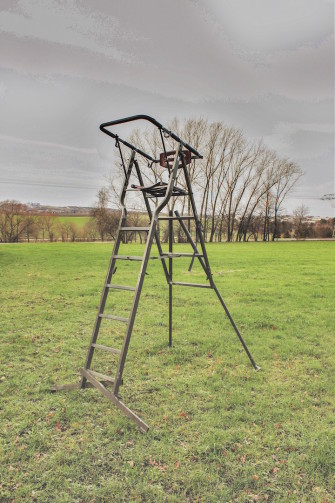 7 Ansitzleitern im Test: Knobloch-Bockleiter