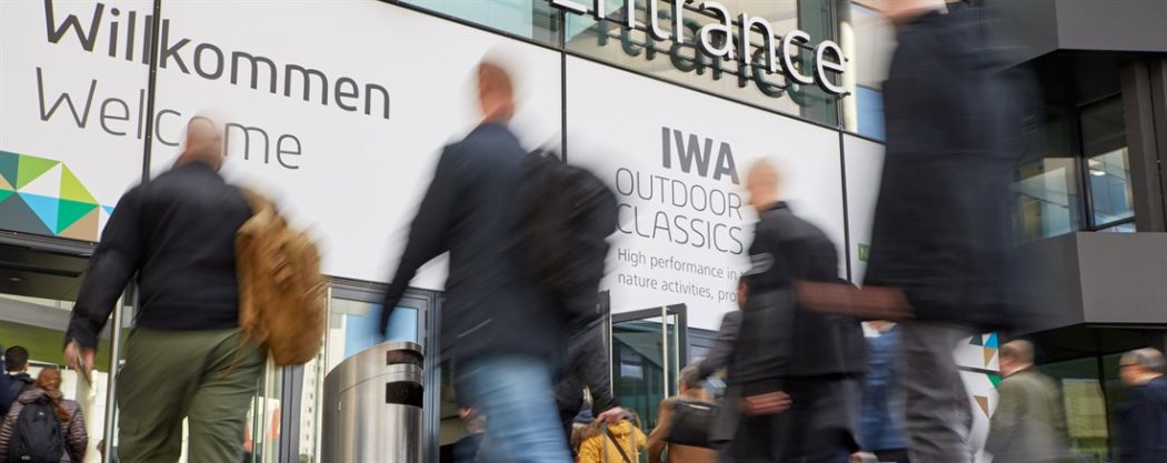 IWA 2017 Highlights Waffen Munition Fernglas Optik Kleidung Bekleidung