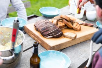 BBQ Brothers – Wildschweinnacken vom Grill