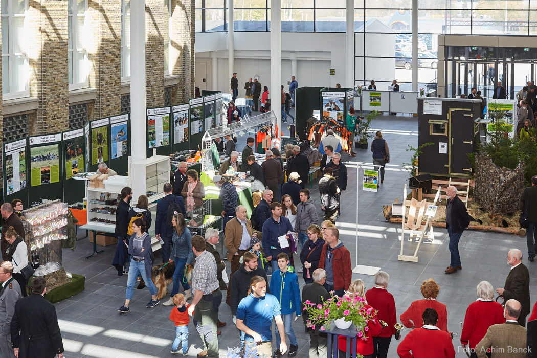 Forum mit Stand LJV und Bläsern_B__2386