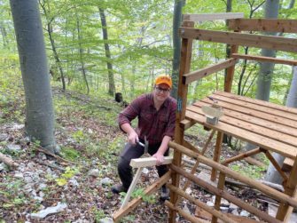 Wochenende im Revier: Hochsitzbau und Krähenjagd