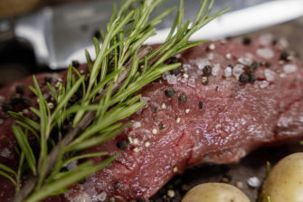 Wildbret im Trend: Immer mehr Menschen setzen auf Wildfleisch!