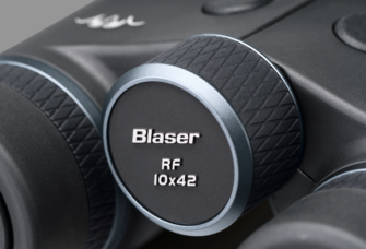 Wissen, wie weit man geht: Das neue RF 8×32 und RF 10×42 von Blaser
