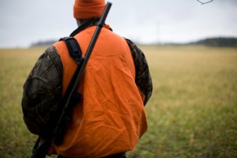 Mann bei Drückjagd in NRW angeschossen