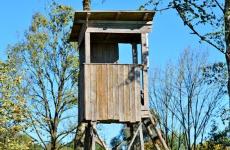 Hochsitz beschädigt: Erneuter Angriff auf die Jägerschaft?